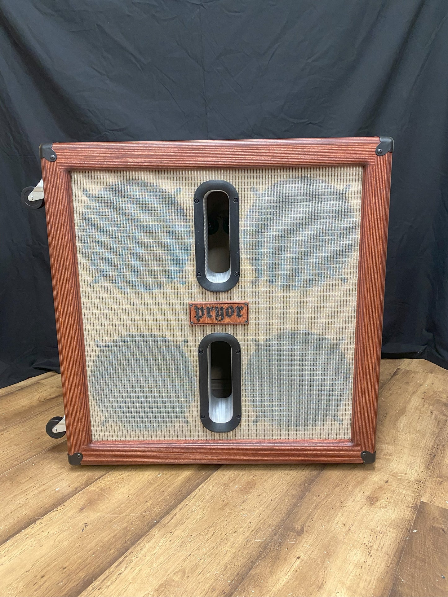 4x10 Bass Guitar Speaker Cabinet