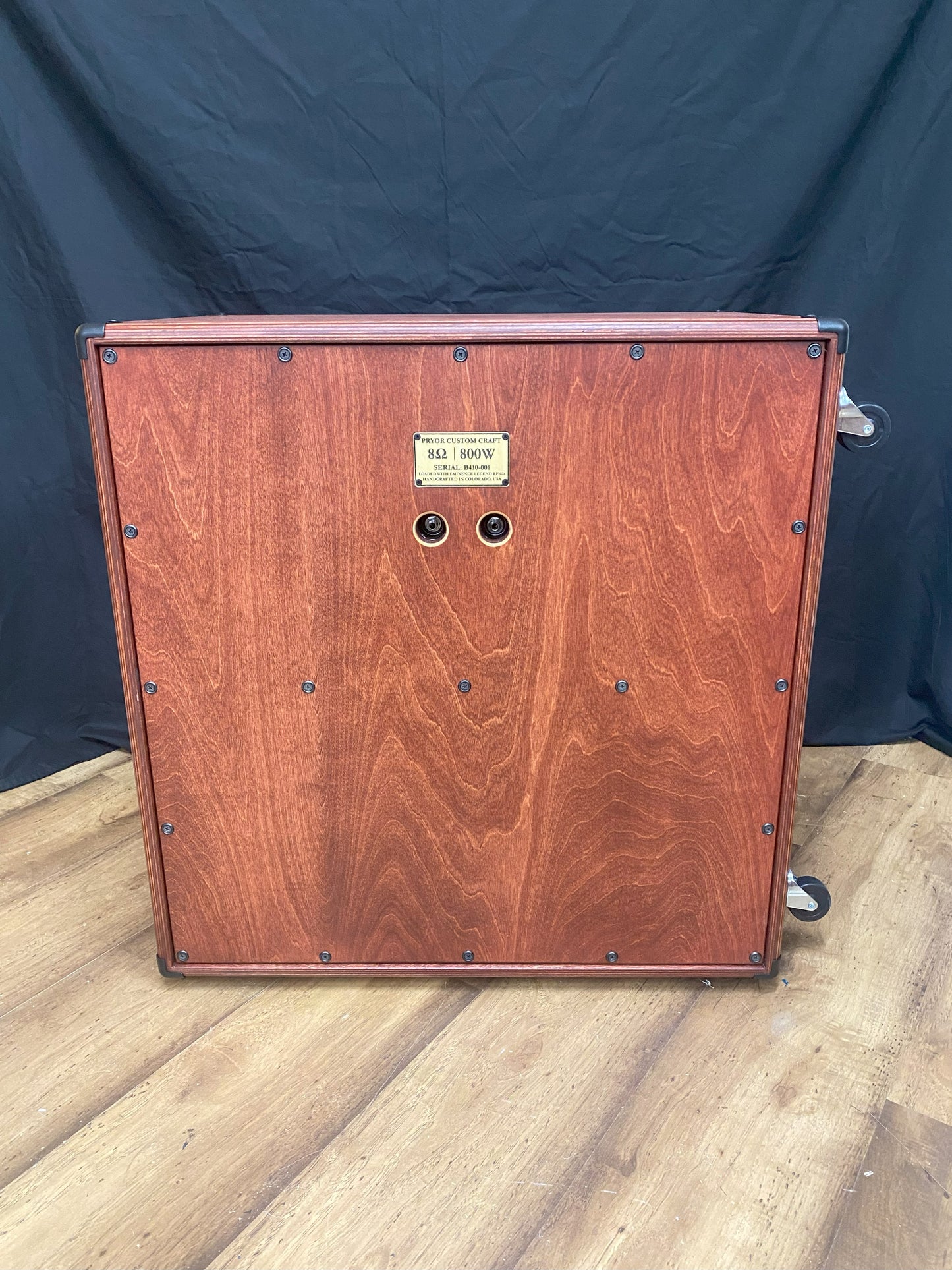 4x10 Bass Guitar Speaker Cabinet